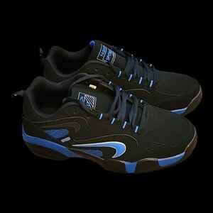 NWOT Men's US 6.5 Casual Fashion Sport Tennis Shoes, Black & Blue